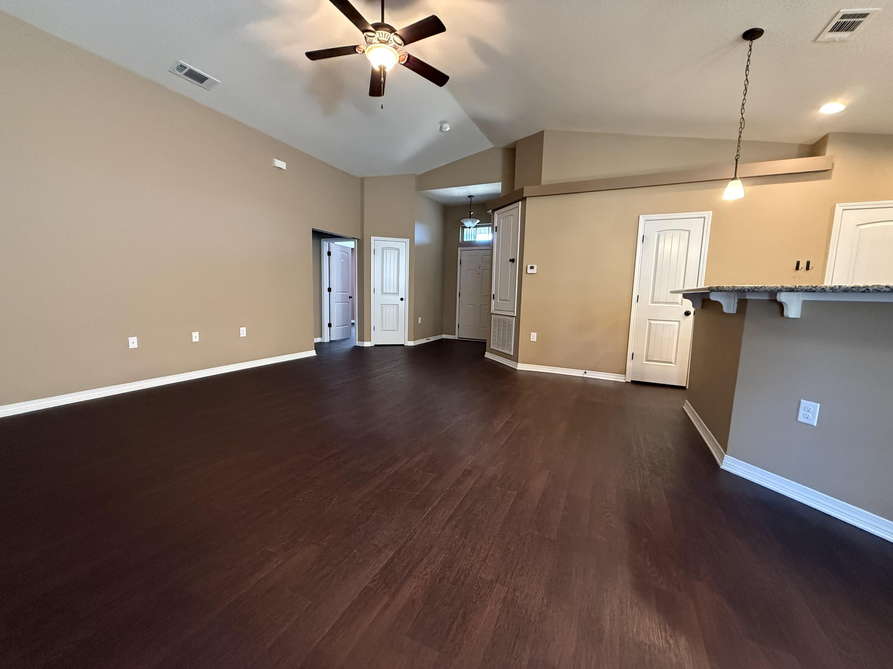 233 Croft Circle Crestview, FL 32536 - Photo 2 of 32 IMG_9377