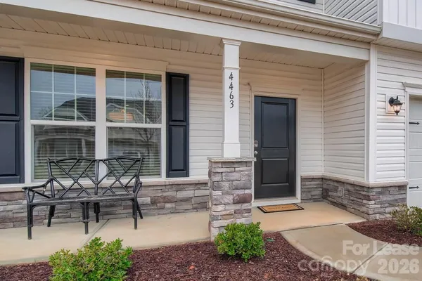 $2,325 | 4463 Dover Court, Denver, NC 28037