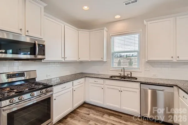 $2,325 | 4463 Dover Court, Denver, NC 28037