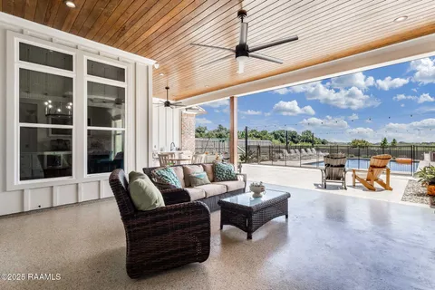 $935,000 | 307 Stony Trek Drive, Youngsville, LA 70592