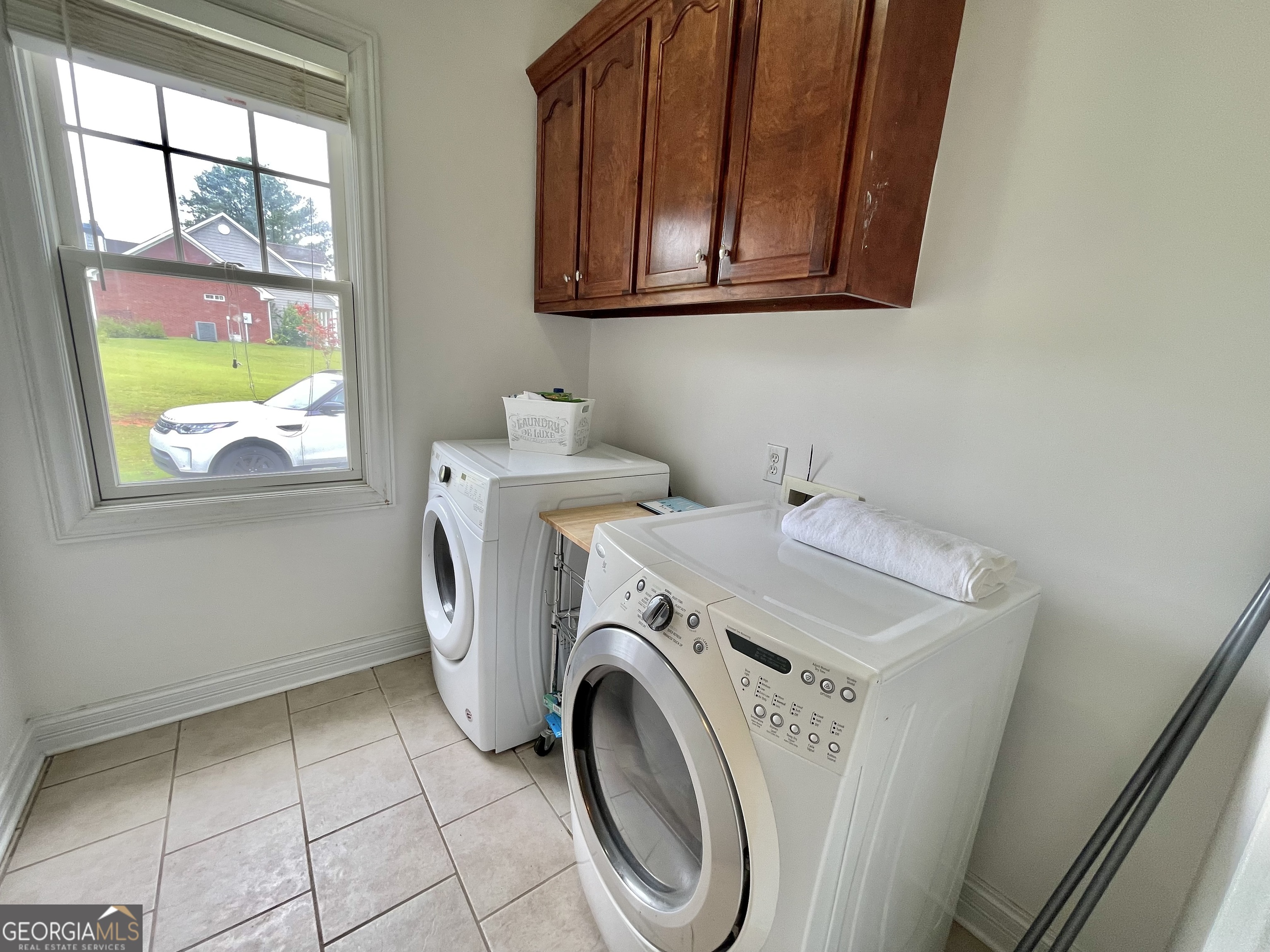 155 Rocky Way Williamson, GA 30292 - Photo 45 of 56 a utility room with dryer and washer