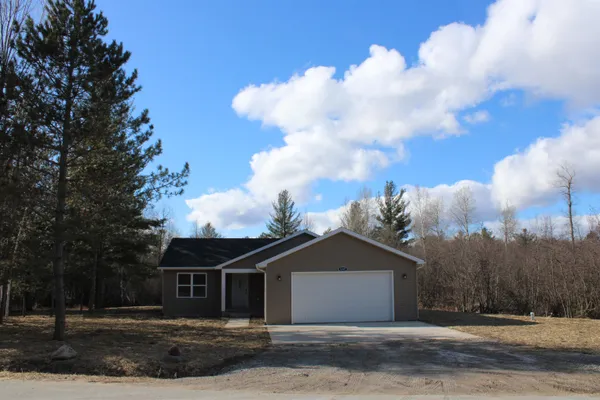 $274,900 | 5367 Kings Way, Gladwin, MI 48624
