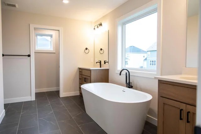 $799,000 | 2712 Kensington Avenue Northeast, St. Michael, MN 55376