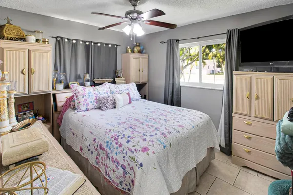 $440,000 | 524 Southwest 72nd Avenue, North Lauderdale, FL 33068