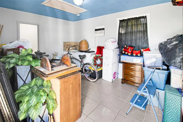 $440,000 | 524 Southwest 72nd Avenue, North Lauderdale, FL 33068