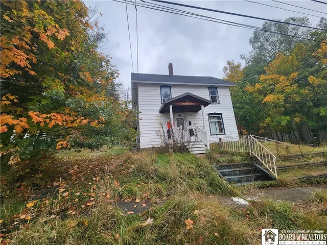$37,500 | 44 Vega Street, Jamestown, NY 14701