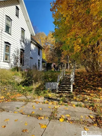 $37,500 | 44 Vega Street, Jamestown, NY 14701