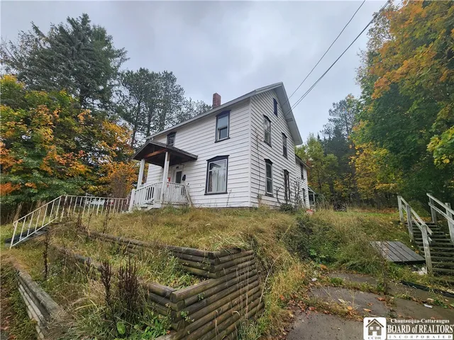 $37,500 | 44 Vega Street, Jamestown, NY 14701