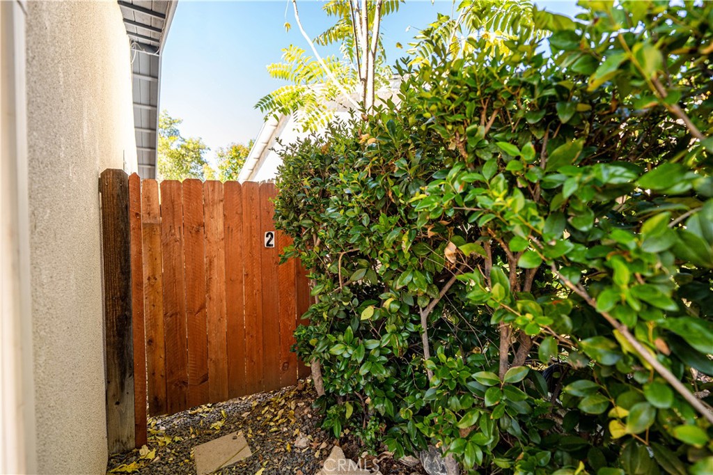 11764 Sutter Avenue Yucaipa, CA 92399 - Photo 21 of 38 Unit #2 private entrance