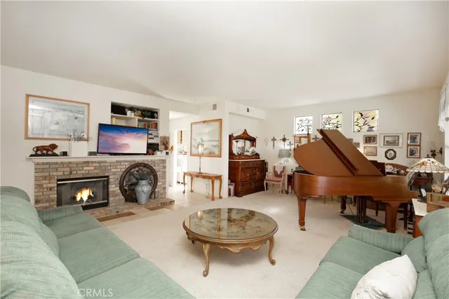 $1,199,000 | 5174 Avenida De La Plata, Oceanside, CA 92057