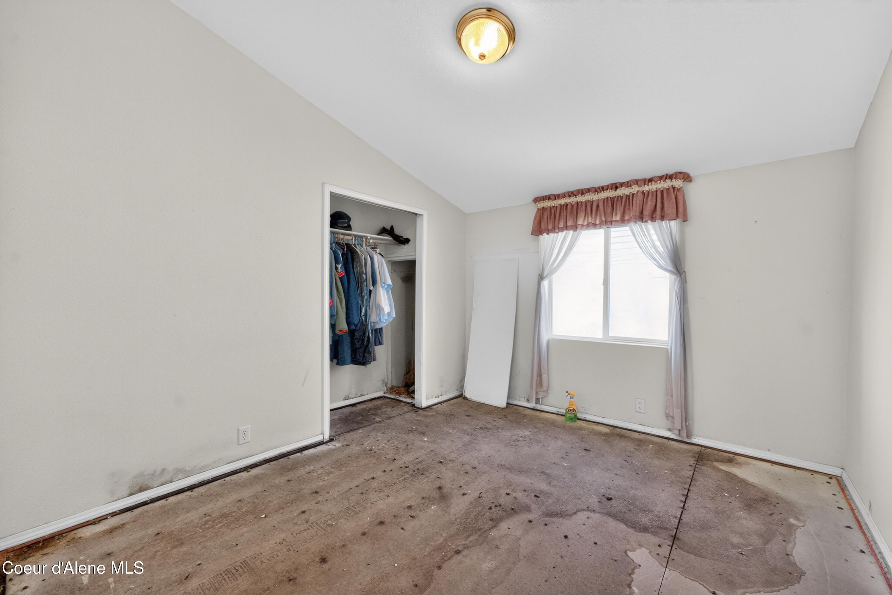 1816 Bounty Loop Hayden, ID 83835 - Photo 17 of 28 23_1816_W_Bounty_Loop-Bedroom-5312