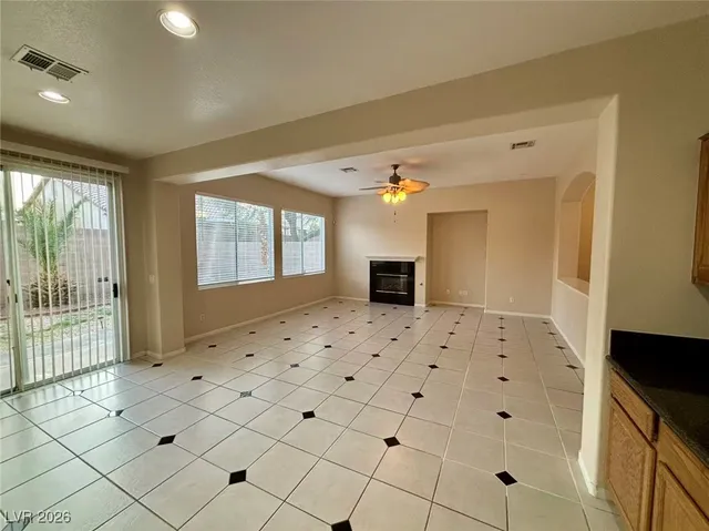 $2,350 | 7607 Pioneer Ranch Avenue, Las Vegas, NV 89113