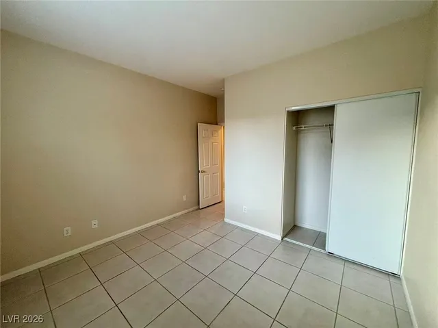 $2,350 | 7607 Pioneer Ranch Avenue, Las Vegas, NV 89113