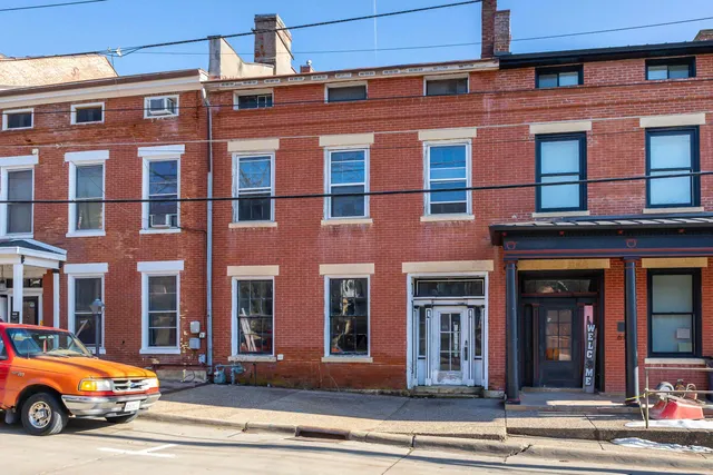 $130,000 | 606 South Bench Street, Galena, IL 61036