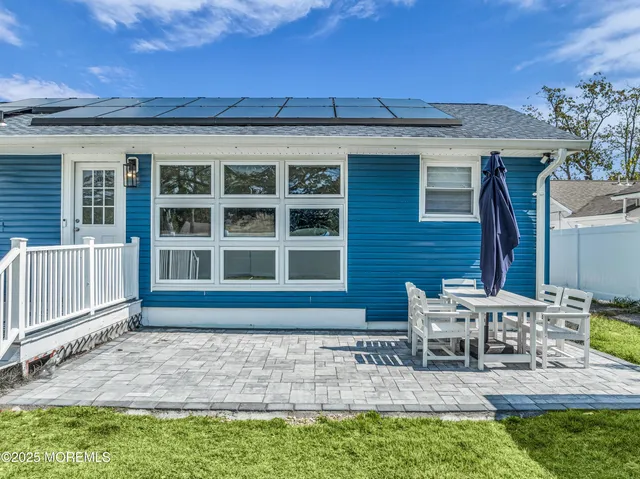 $479,999 | 162 Bay Terrace, Toms River, NJ 08753