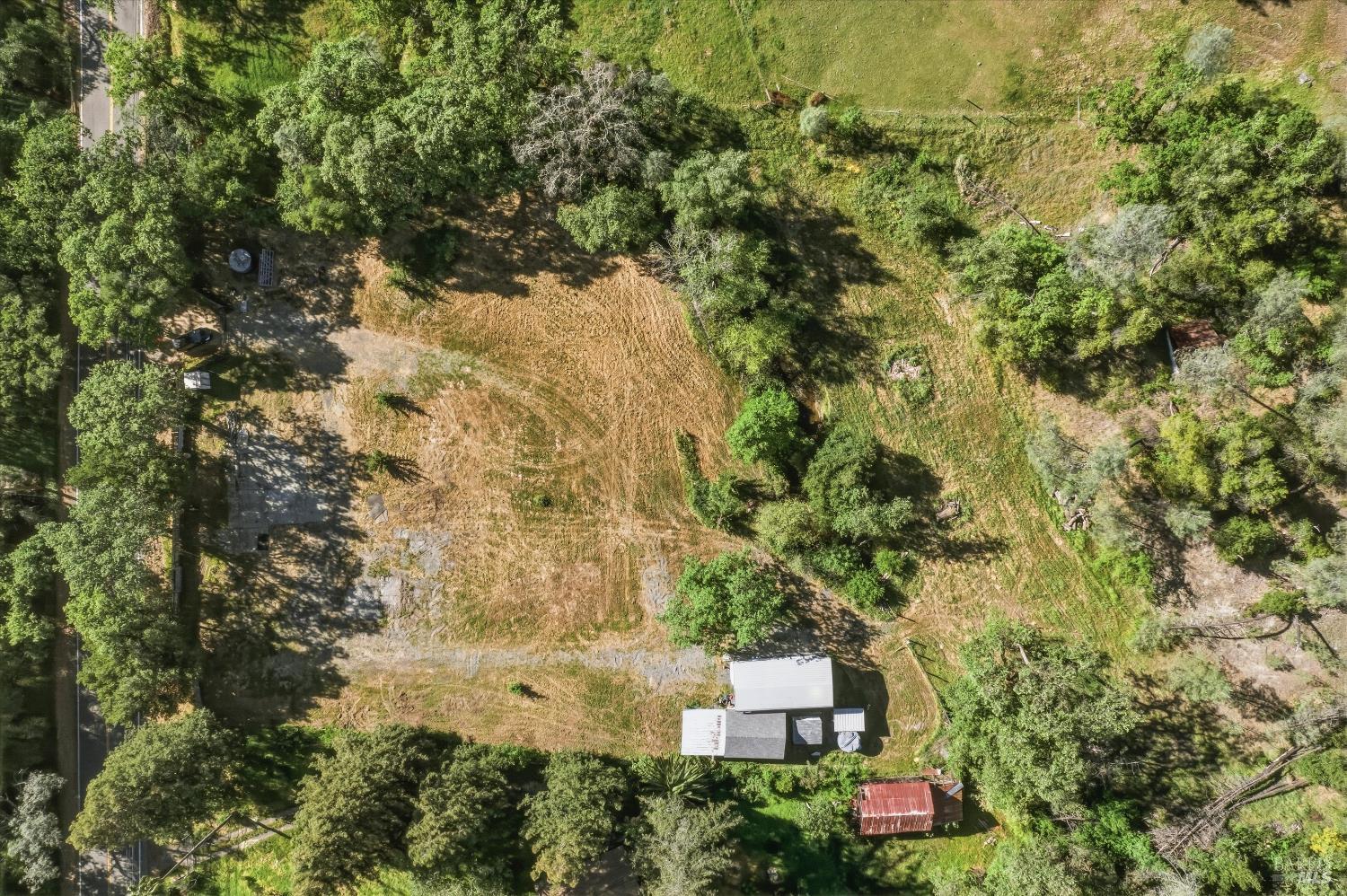 27632 Asti Road Cloverdale, CA 95425 - Photo 11 of 15