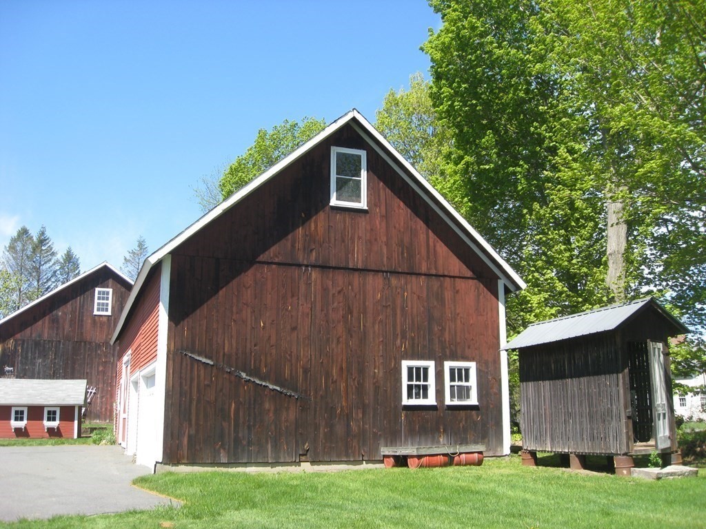 5 Hillside Road Deerfield, MA 01373 - Photo 12 of 42