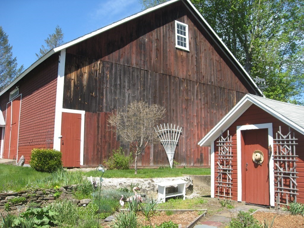 5 Hillside Road Deerfield, MA 01373 - Photo 15 of 42