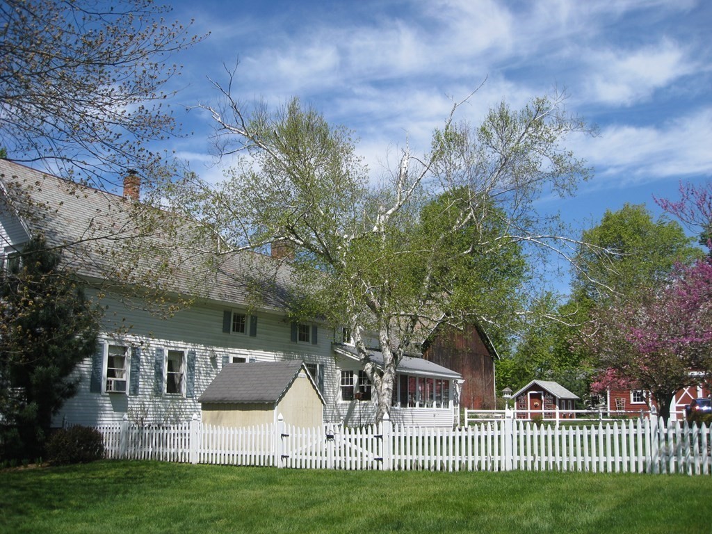 5 Hillside Road Deerfield, MA 01373 - Photo 18 of 42