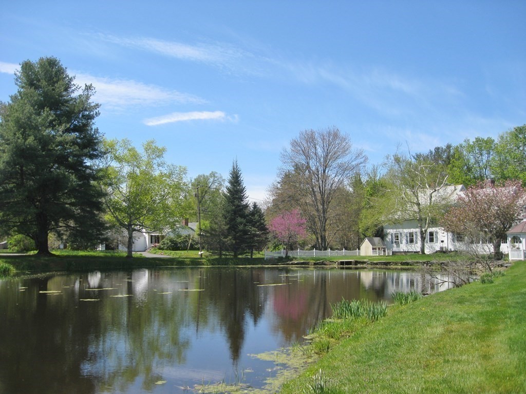 5 Hillside Road Deerfield, MA 01373 - Photo 8 of 42