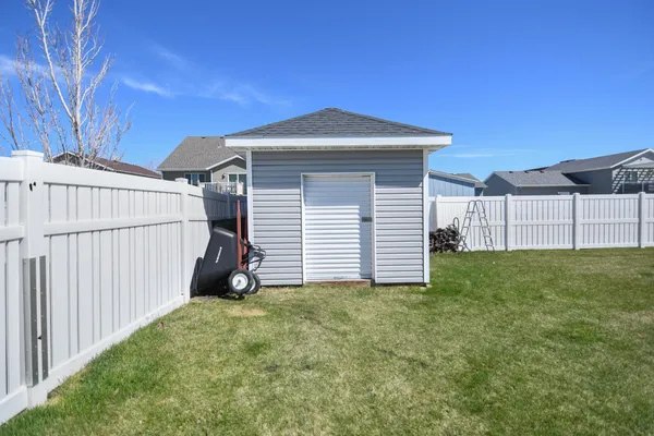 $575,000 | 3509 Loberg Lane, West Fargo, ND 58078