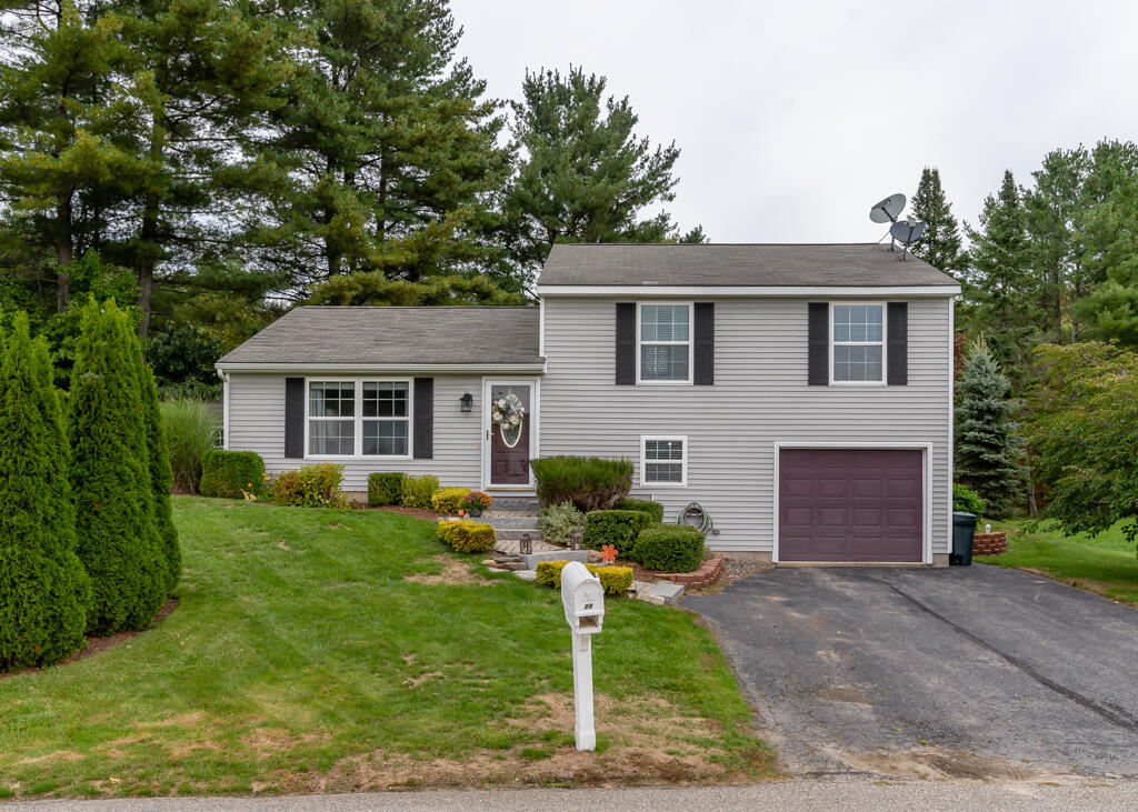 29 Hannah Drive Gorham, ME 04038 - Photo 24 of 36 29HannahDr-Gorham-23