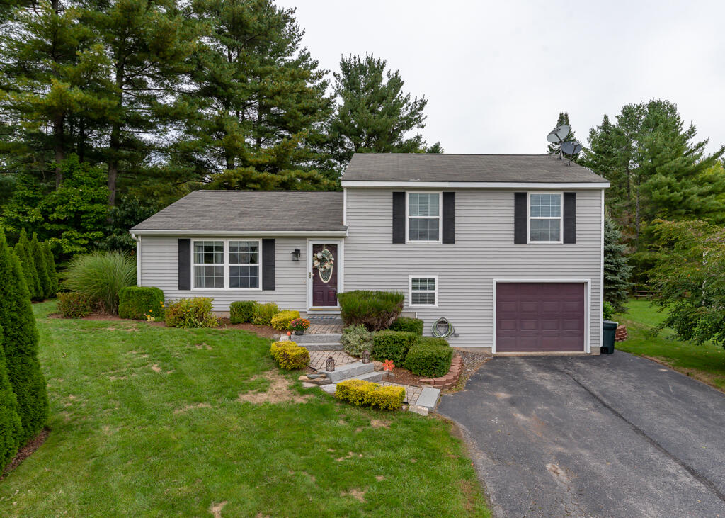 29 Hannah Drive Gorham, ME 04038 - Photo 25 of 36 29HannahDr-Gorham-24