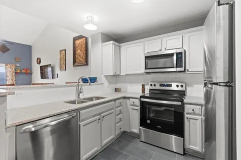 $299,000 | 1232 Southwest Wysteria Drive, Lee's Summit, MO 64082