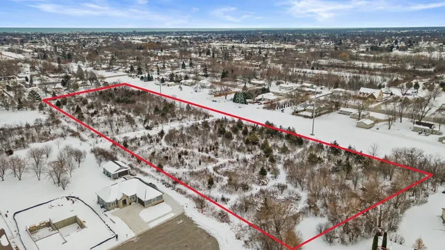 $300,000 | 4228 50th Avenue, Kenosha, WI 53144