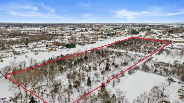 $300,000 | 4228 50th Avenue, Kenosha, WI 53144