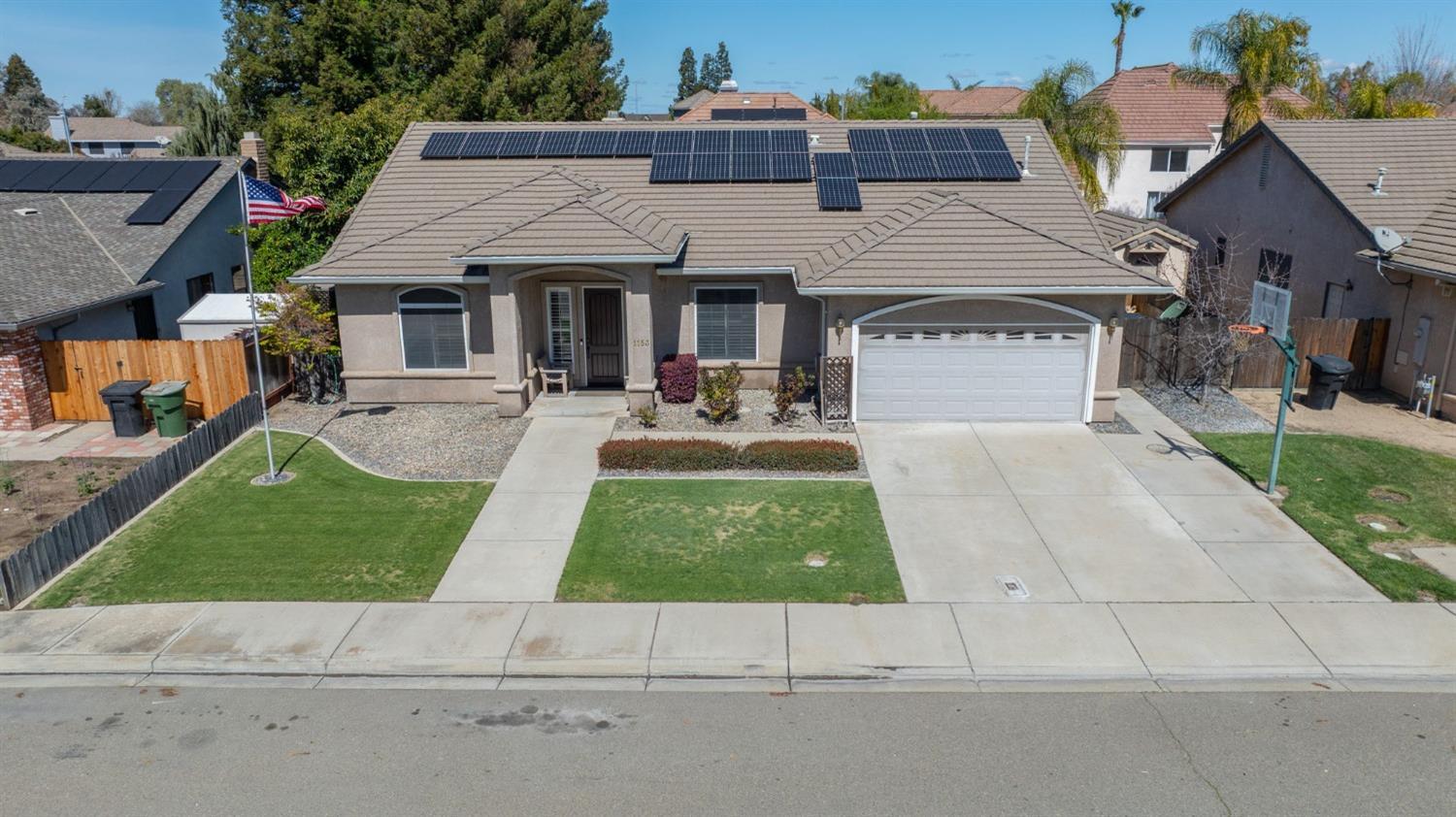 1153 East Milgeo Avenue Ripon, CA 95366 - Photo 2 of 30