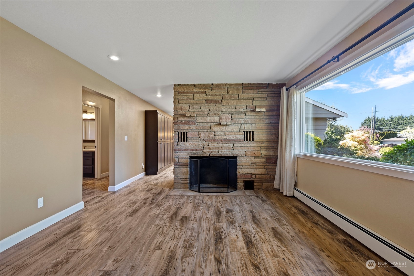 16612 Peterson Road Burlington, WA 98233 - Photo 3 of 40 Gallery Image 3
