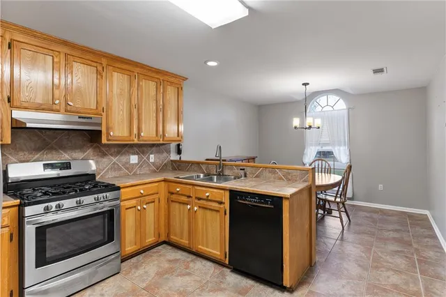 $280,000 | 215 Woodbridge Boulevard, Hammond, LA 70401