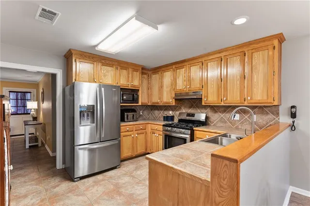 $280,000 | 215 Woodbridge Boulevard, Hammond, LA 70401