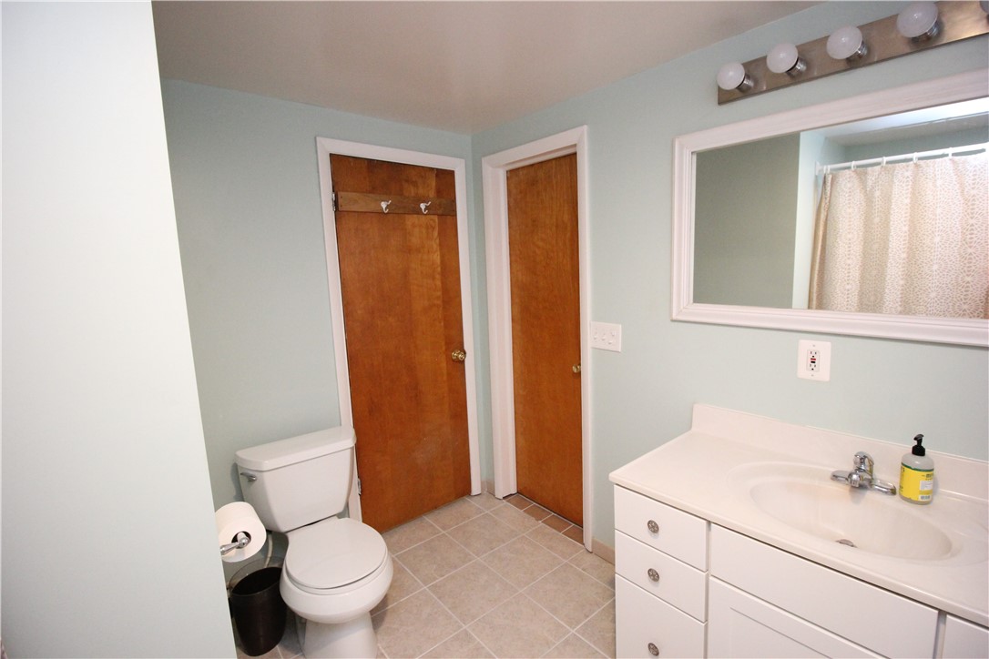 120 Brockley Road Irondequoit, NY 14609 - Photo 18 of 36