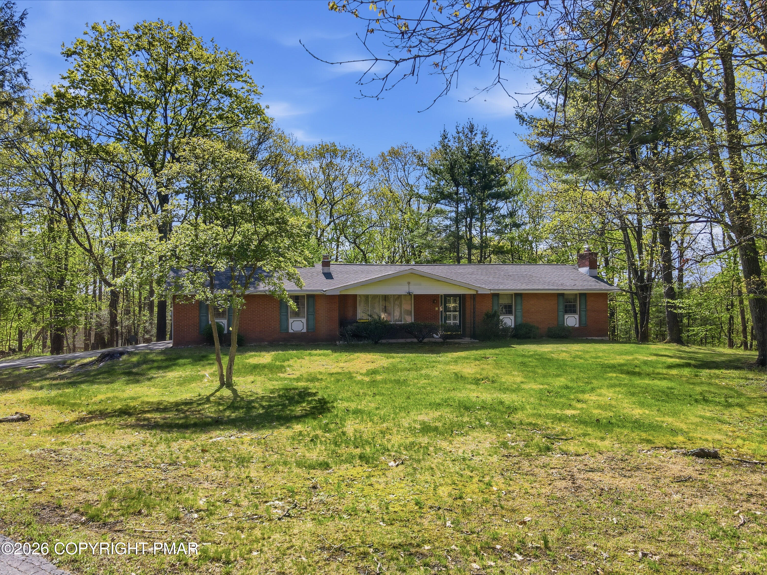110 Powell Road Tannersville, PA 18372 - Photo 7 of 54 21-Photo-20
