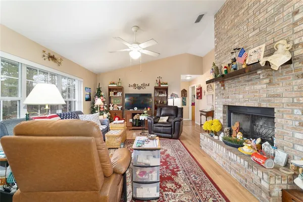 $359,900 | 102 Whirlwind Way, Hawthorne, FL 32640