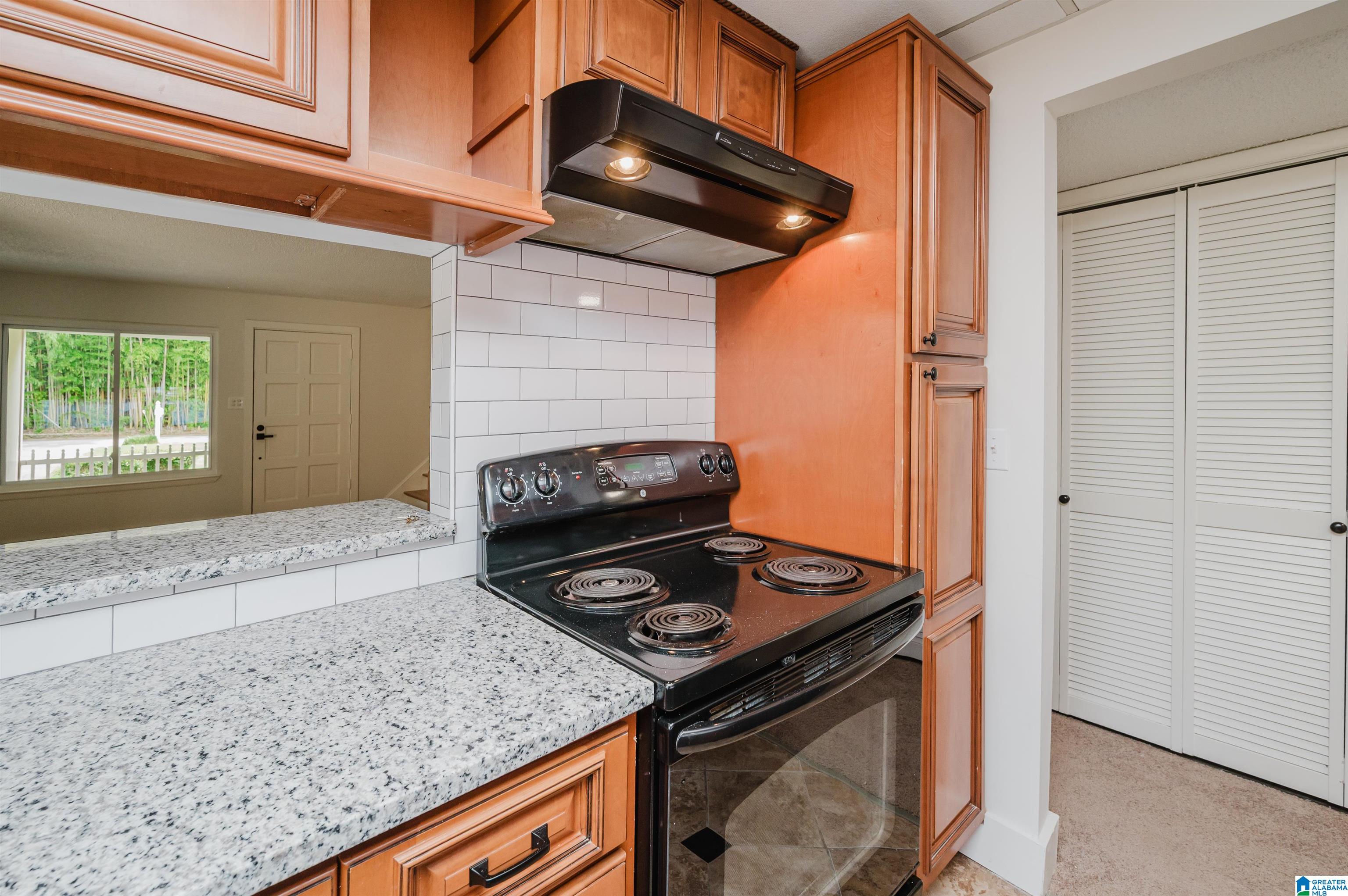 1834 Oakleaf Lane Birmingham, AL 35215 - Photo 20 of 40