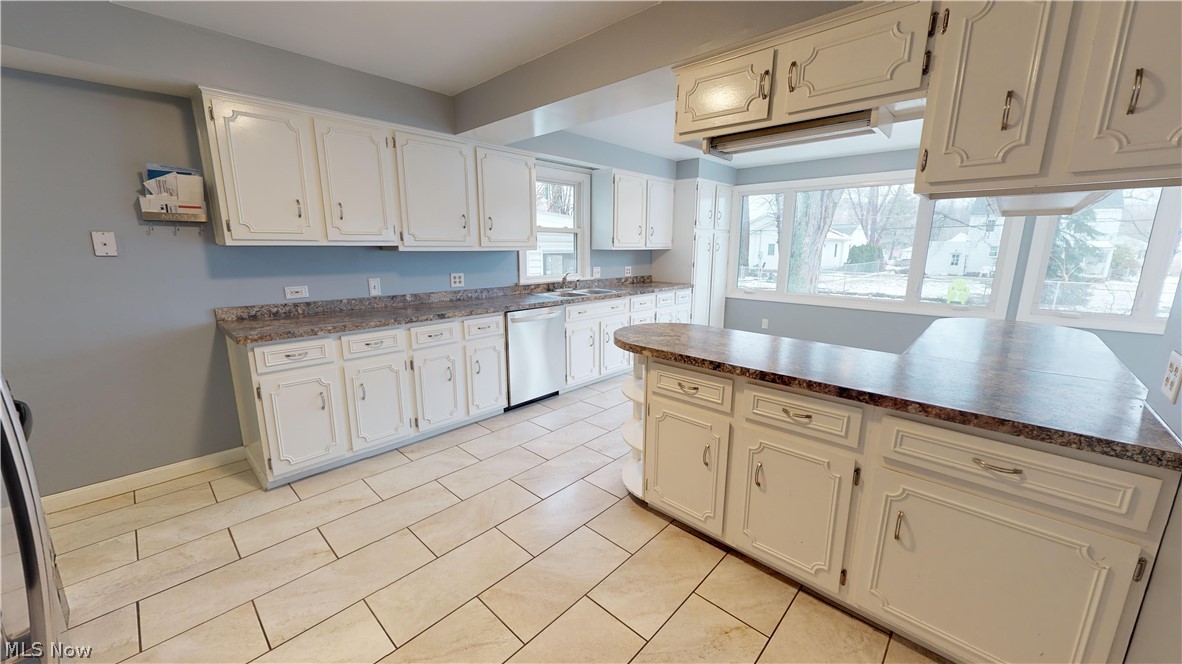 8262 Midland Road Mentor, OH 44060 - Photo 8 of 30 Gallery Image 8