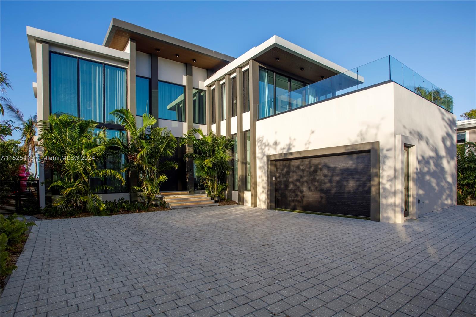 1485 Cleveland Road Miami Beach, FL 33141 - Photo 1 of 43 Gallery Image 1