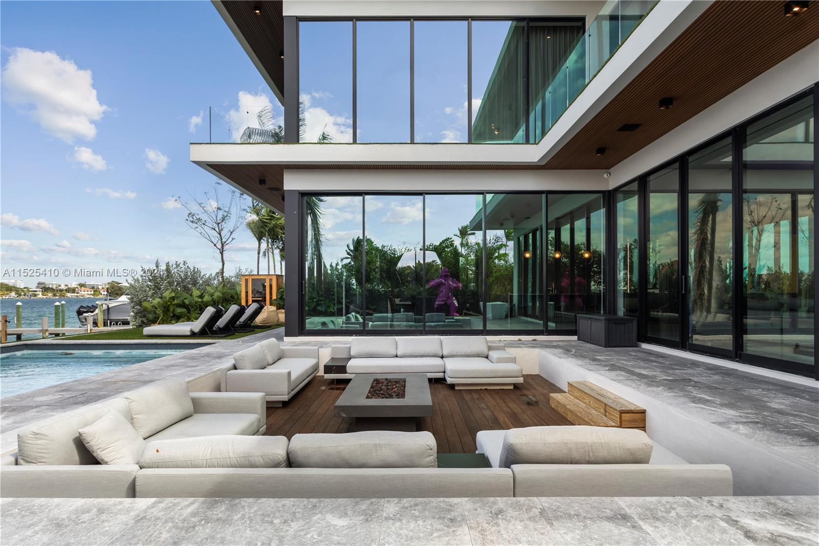 1485 Cleveland Road Miami Beach, FL 33141 - Photo 11 of 43 Gallery Image 11