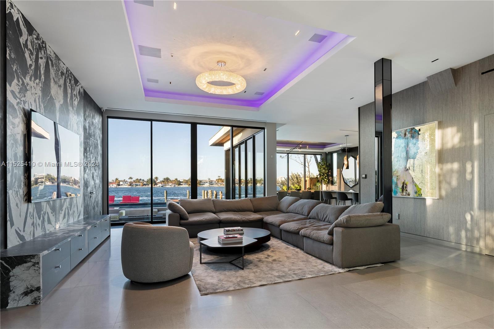 1485 Cleveland Road Miami Beach, FL 33141 - Photo 18 of 43 Gallery Image 18
