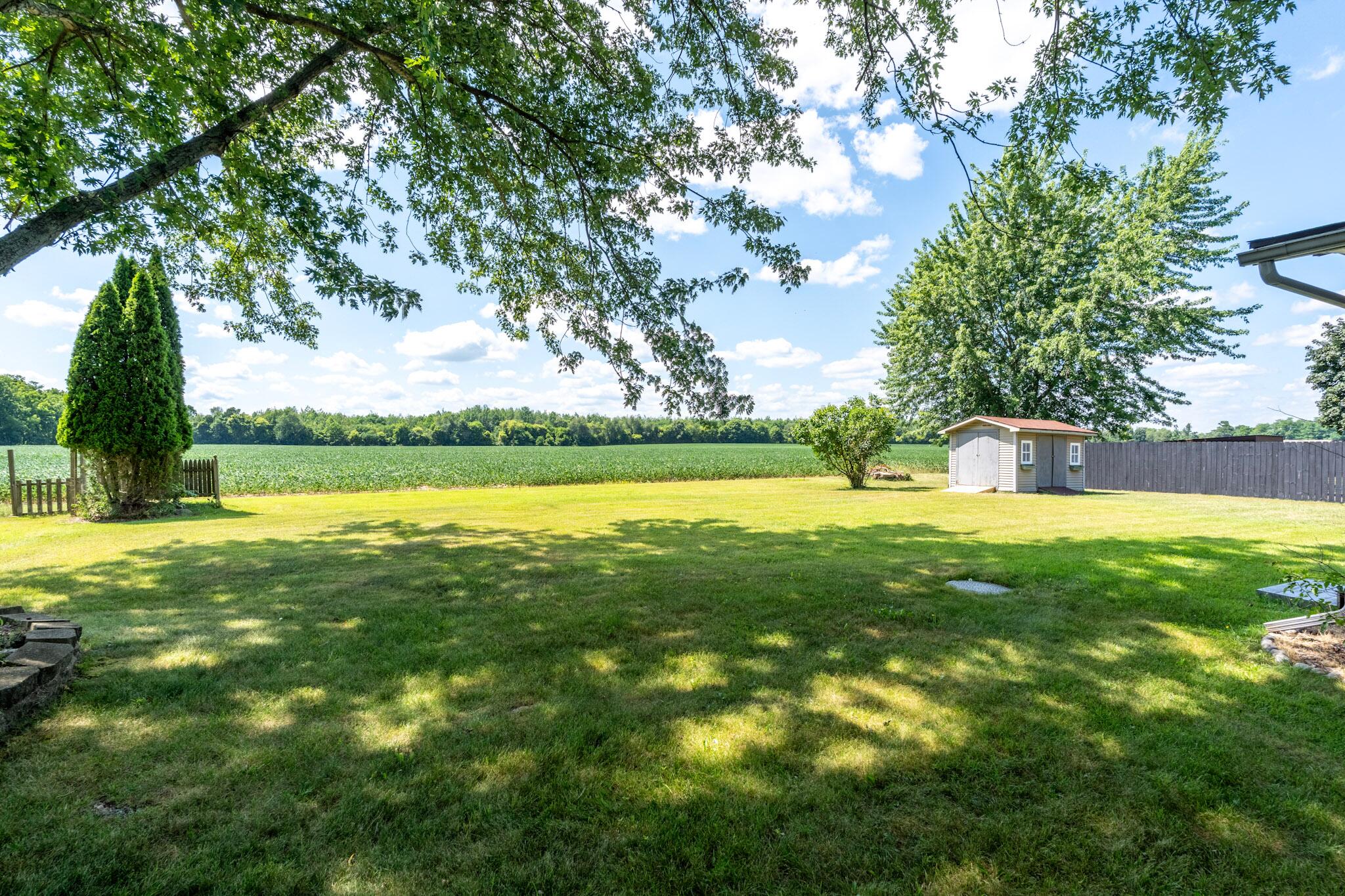 302 North Fiske Road Coldwater, MI 49036 - Photo 28 of 30 IMG_7066