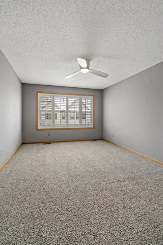 $2,499 | 11125 Baltimore Street Northeast, Unit L, Blaine, MN 55449