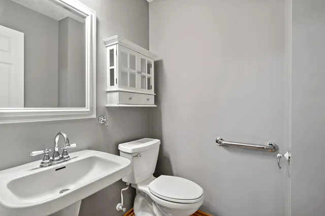 $2,499 | 11125 Baltimore Street Northeast, Unit L, Blaine, MN 55449