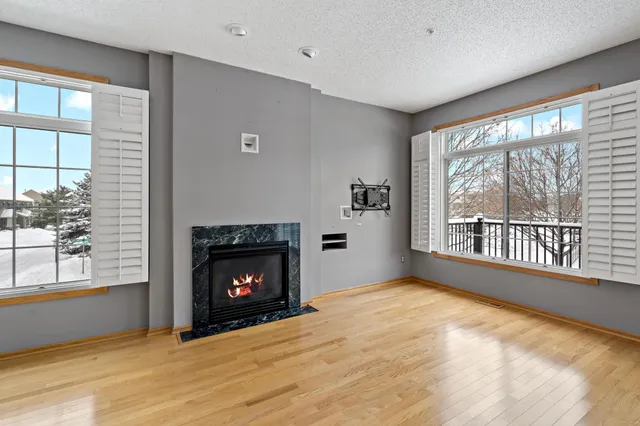 $2,499 | 11125 Baltimore Street Northeast, Unit L, Blaine, MN 55449