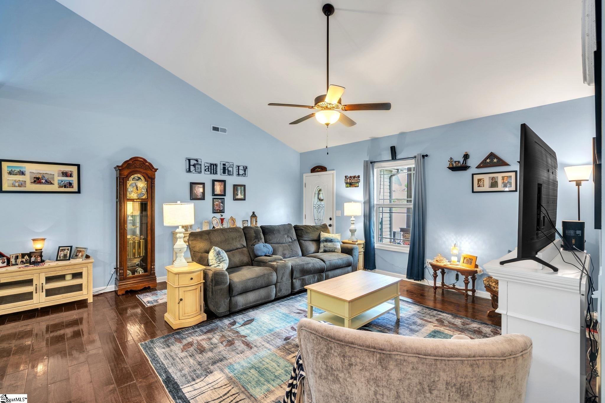 215 Cooleys Crest Lane Inman, SC 29349 - Photo 7 of 31