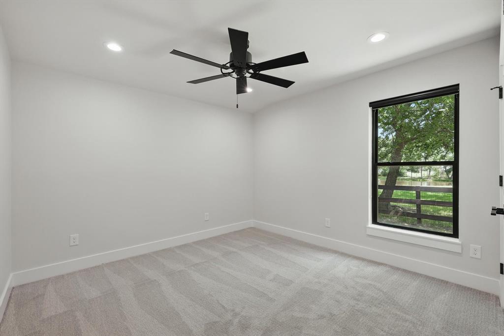 1189 West Jeter Road Bartonville, TX 76226 - Photo 37 of 40 ACCESSORY BUILDING Secondary bedroom #2