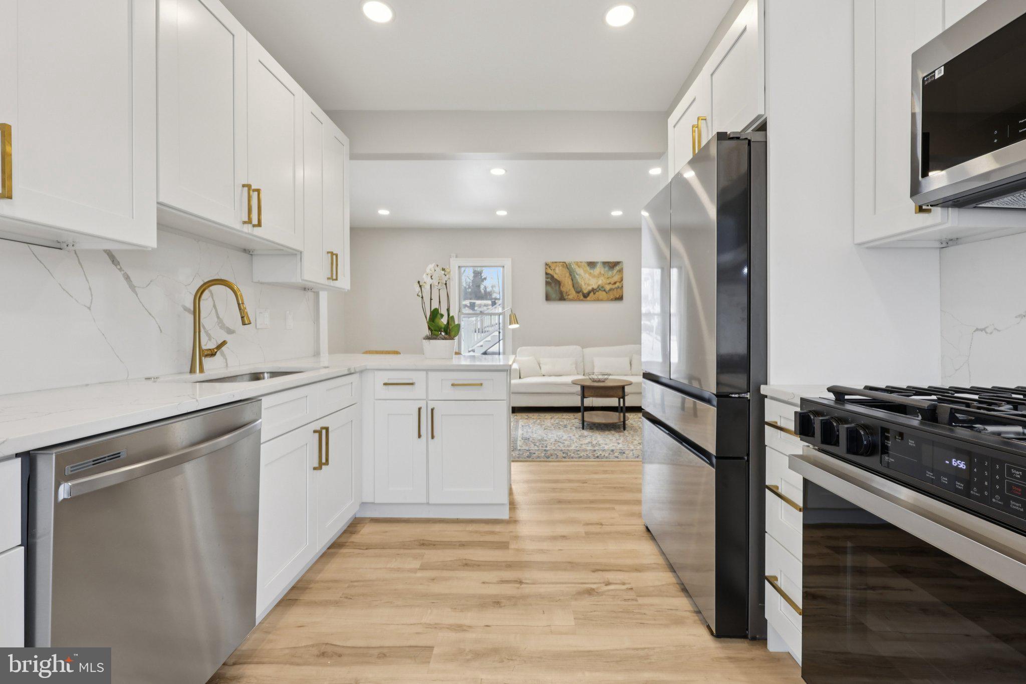 1335 Maple View Place Southeast Washington, DC 20020 - Photo 8 of 39