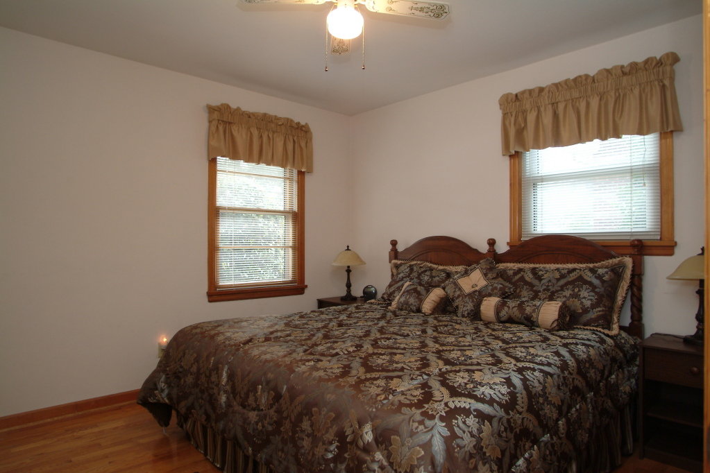 3719 Grandin Road Southwest Roanoke, VA 24018 - Photo 8 of 9 INTERIOR